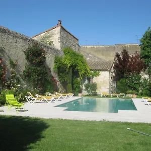 Bed & Breakfast Les Jardins De La Livree